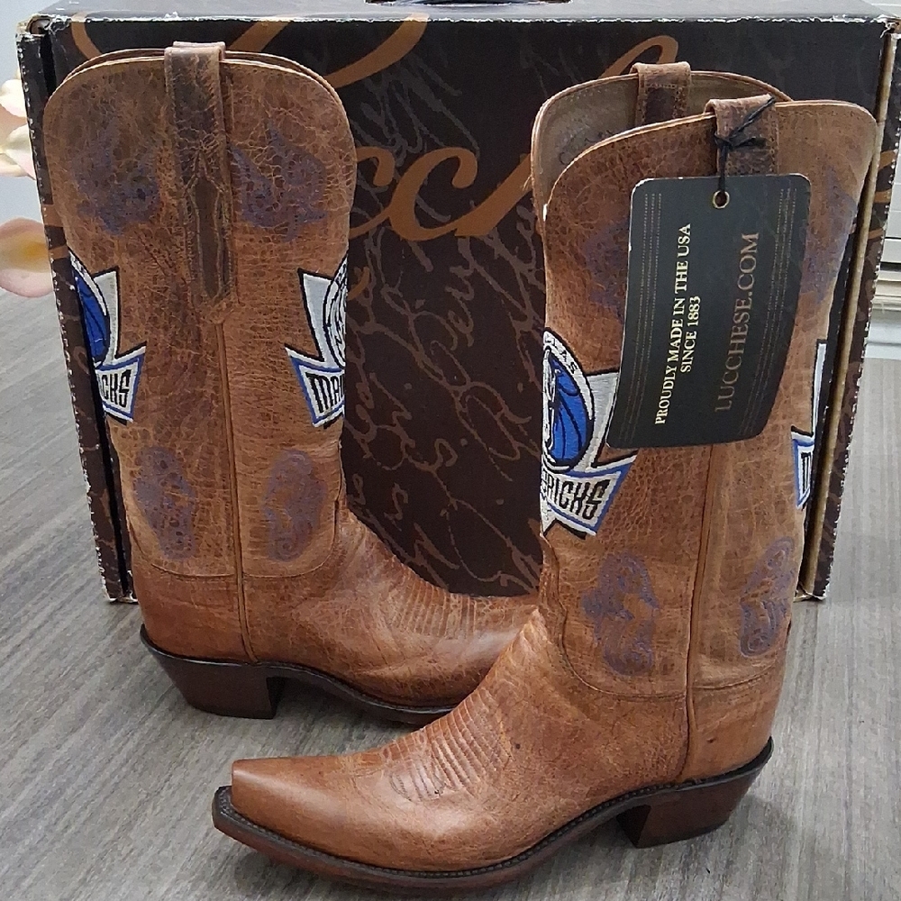 Lucchese Tan Western Boots with Blue Accents DALLAS MAVERICKS